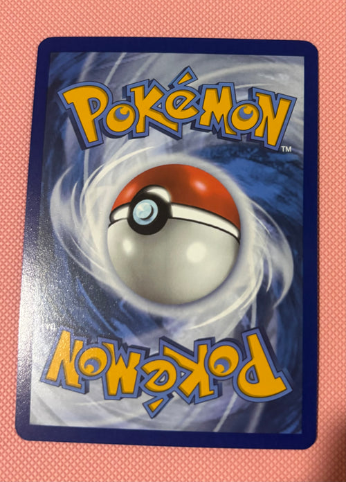 Cubchoo – 025/086
Black Bolt – Reverse Holo
Condition: Near Mint